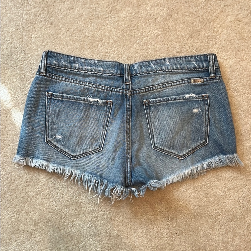 KanCan Distressed Denim Women's Shorts - Picture 2 of 4
